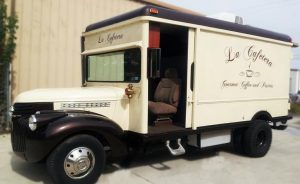 Vehicle Lettering custom food truck vintage wrap 300x184